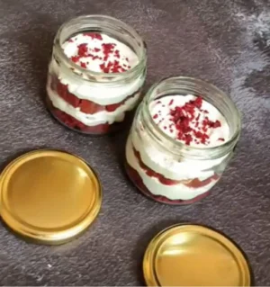 Red Velvet Jar Cake